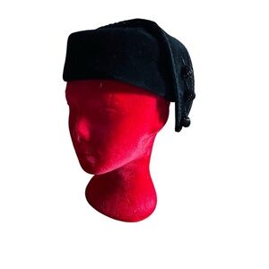 Elegant Black 1940s Noreen Fashion Black Velvet Pinup Hat